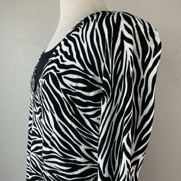 NWT Covington Two-Piece Button Down Top and Matching Sleeveless Sweater Size XL - Picture 5 of 12